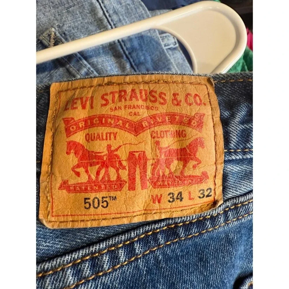 Levi Strauss 505 Mens Blue Denim Jeans W34 L32 Classic Straight Leg - Picture 3 of 5